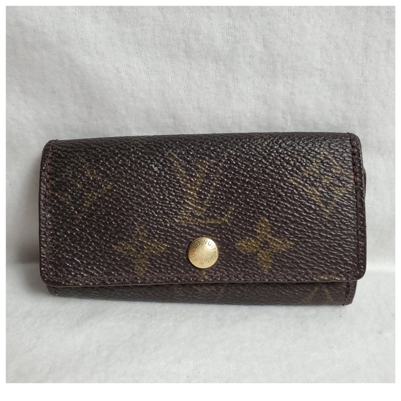 Authentic Preowned LV Key Chain - Picture 1 of 7